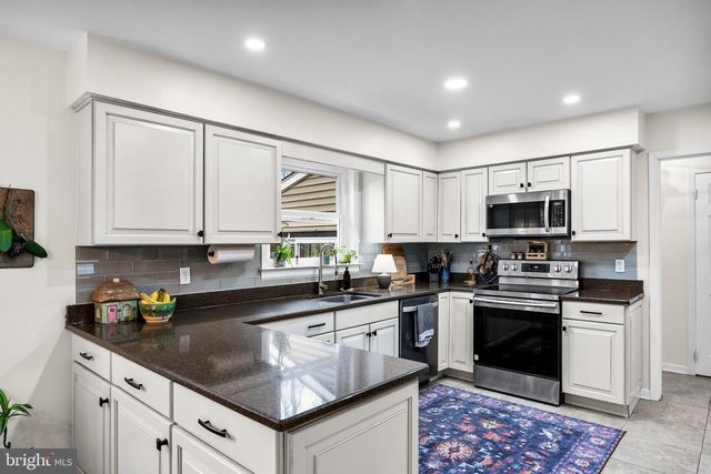 42 MOCKINGBIRD WAY, Medford, NJ 08055