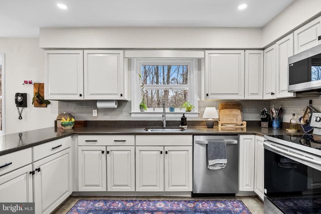 42 MOCKINGBIRD WAY, Medford, NJ 08055