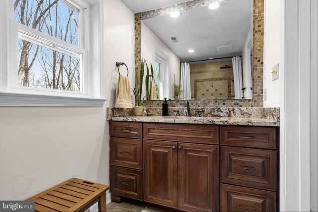 42 MOCKINGBIRD WAY, Medford, NJ 08055