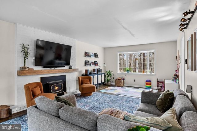 42 MOCKINGBIRD WAY, Medford, NJ 08055