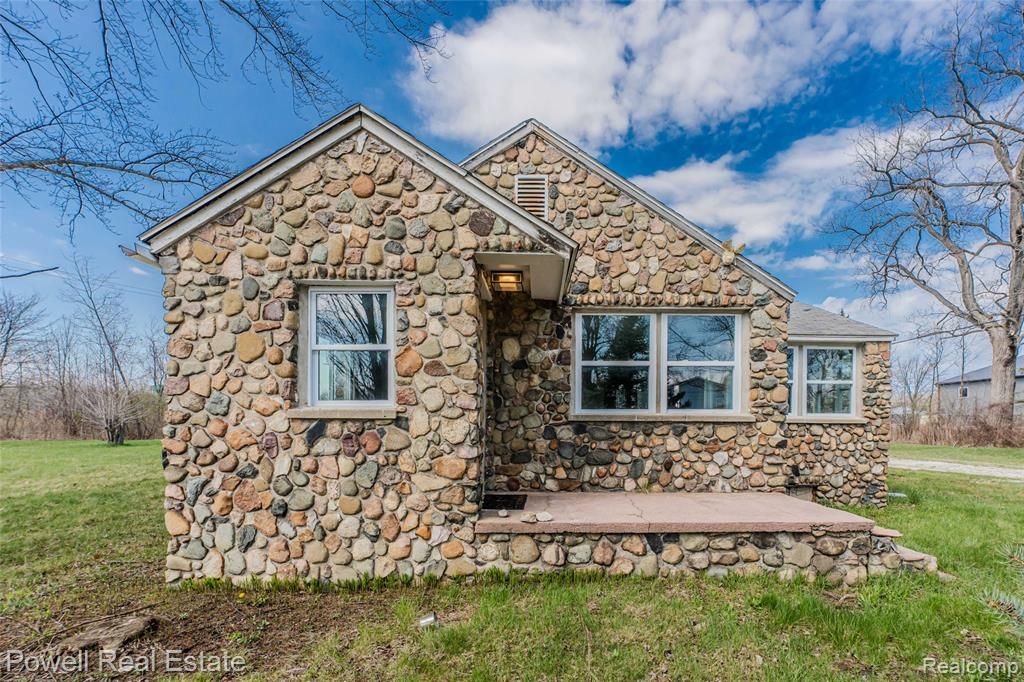 4118 Griswold Road, Port Huron, MI 48060