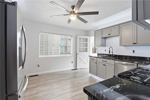 2422 Salisbury Street, South Side, PA 15210