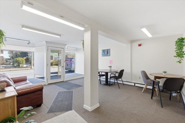 136 North Street, Bennington, VT 05201