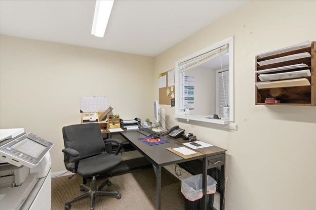 136 North Street, Bennington, VT 05201