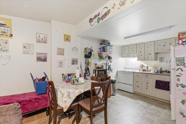 136 North Street, Bennington, VT 05201