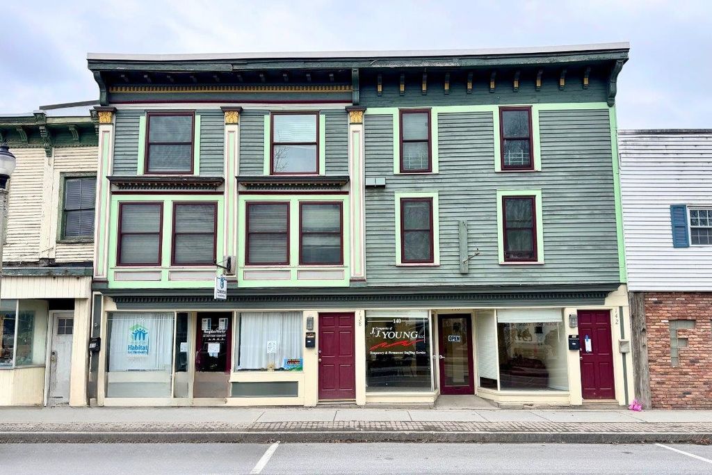 136 North Street, Bennington, VT 05201