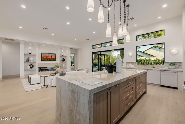 3301 E ELM Street, Phoenix, AZ 85018