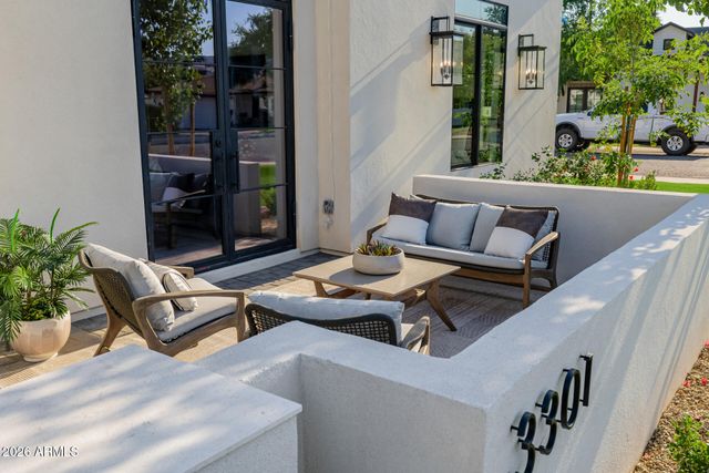 3301 E ELM Street, Phoenix, AZ 85018