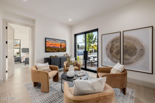 3301 E ELM Street, Phoenix, AZ 85018