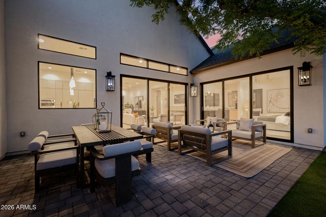 3301 E ELM Street, Phoenix, AZ 85018
