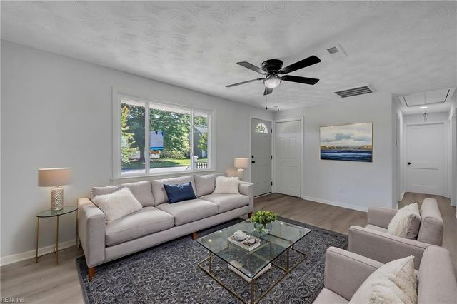 129 Jordan DR, Hampton, VA 23666