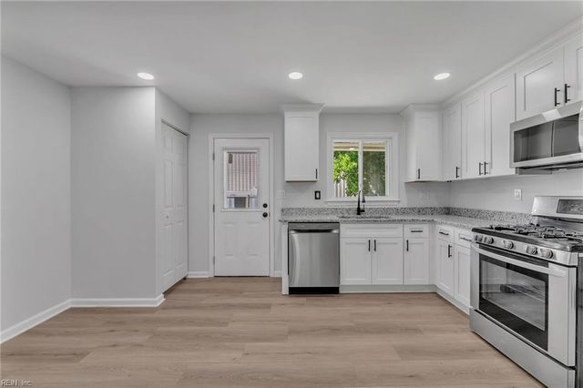 129 Jordan DR, Hampton, VA 23666