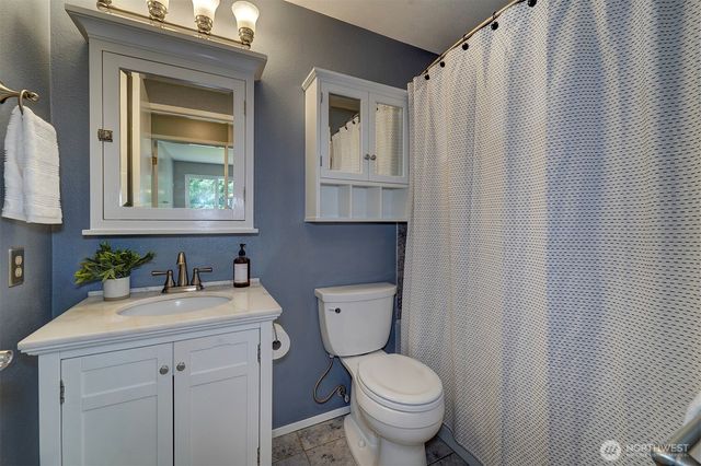 6703 Cortez Place NW, Bremerton, WA 98311