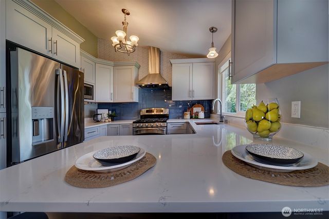 6703 Cortez Place NW, Bremerton, WA 98311