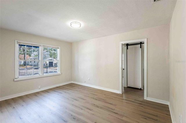 5104 N 15TH STREET, Tampa, FL 33610