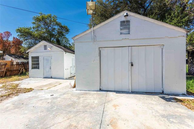 5104 N 15TH STREET, Tampa, FL 33610