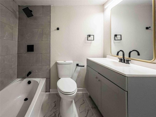 5104 N 15TH STREET, Tampa, FL 33610