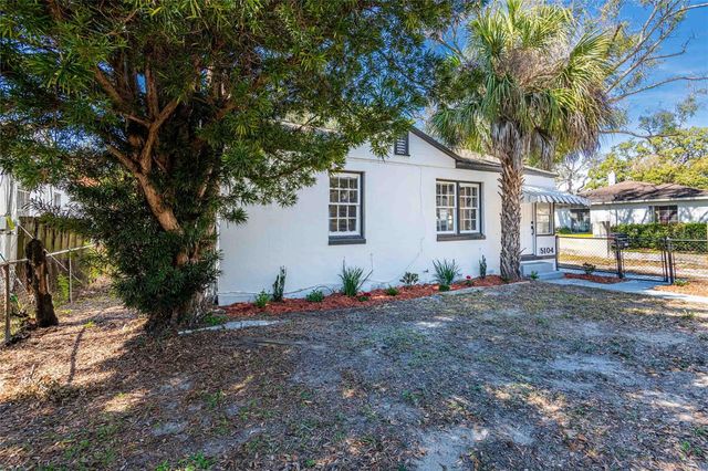 5104 N 15TH STREET, Tampa, FL 33610