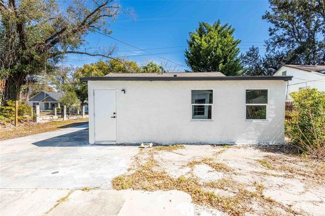 5104 N 15TH STREET, Tampa, FL 33610