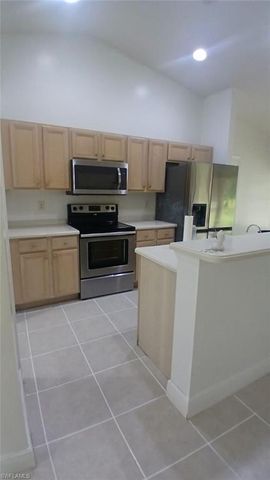 2515 55th ST W, Lehigh Acres, FL 33971