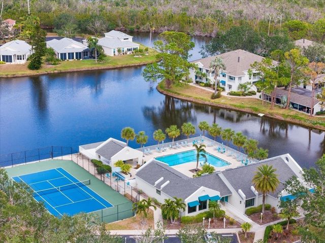 327 108TH STREET W 327, Bradenton, FL 34209