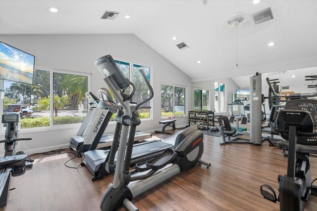 327 108TH STREET W 327, Bradenton, FL 34209