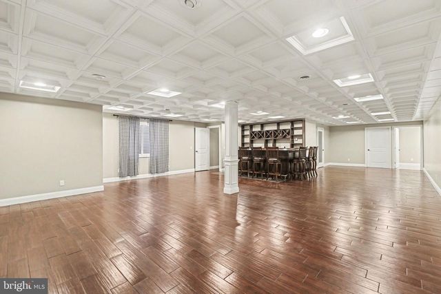1227 W TRINDLE RD, Mechanicsburg, PA 17055