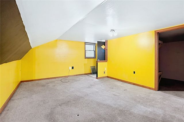 158 Renfrew Rd, Penn Twp, PA 16053