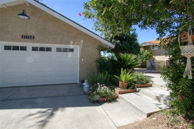 11758 Grant Street, Yucaipa, CA 92399