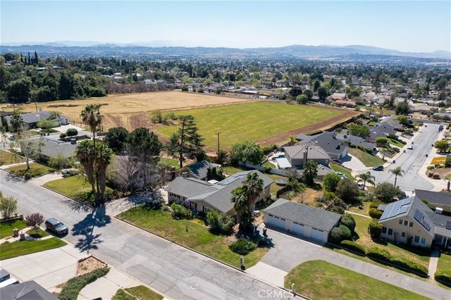 11758 Grant Street, Yucaipa, CA 92399