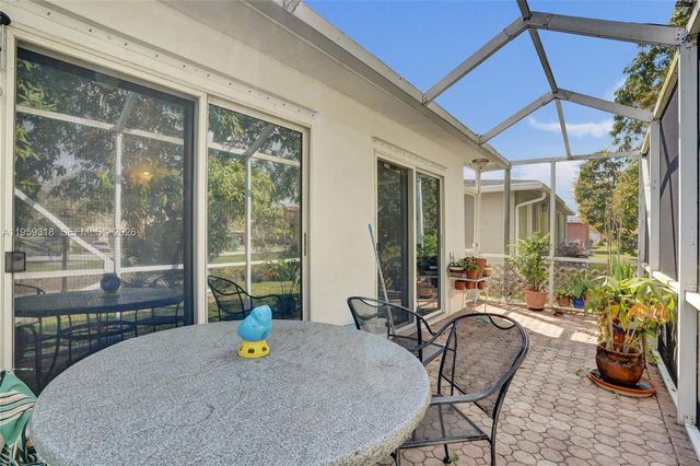 4927 NW 55th Ct, Tamarac, FL 33319