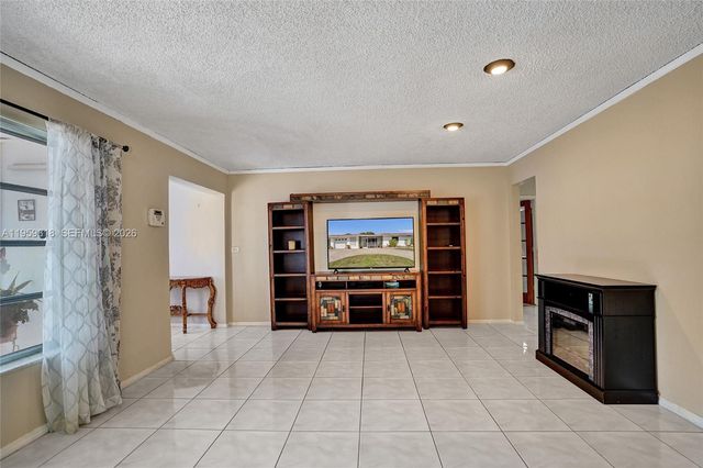 4927 NW 55th Ct, Tamarac, FL 33319