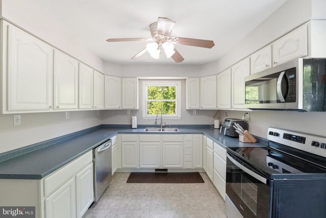 19134 DUPONT LN, Jeffersonton, VA 22724