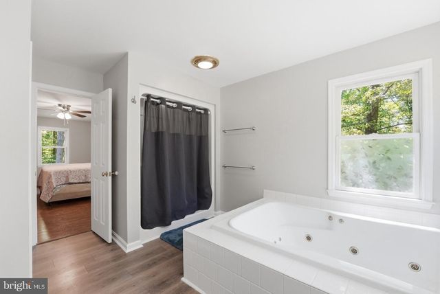 19134 DUPONT LN, Jeffersonton, VA 22724