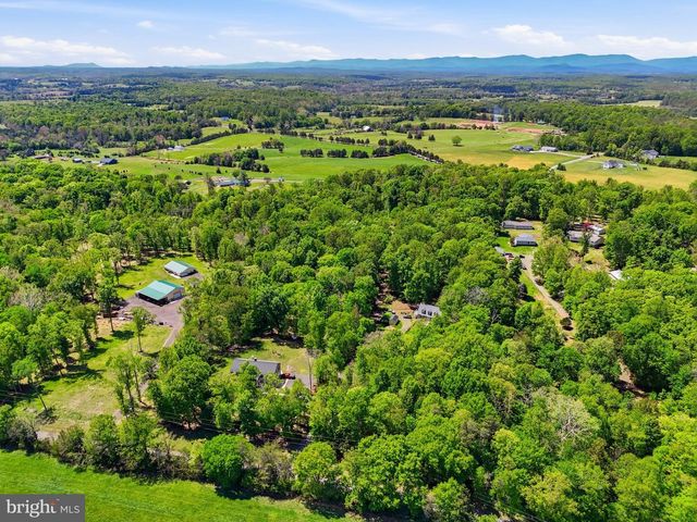 19134 DUPONT LN, Jeffersonton, VA 22724