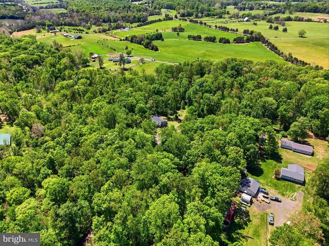 19134 DUPONT LN, Jeffersonton, VA 22724