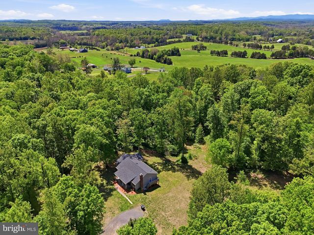 19134 DUPONT LN, Jeffersonton, VA 22724