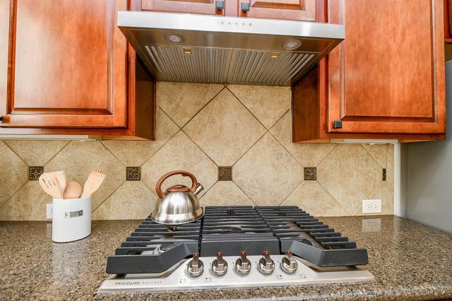 45 Cherry Hills Drive, Houston, TX 77064