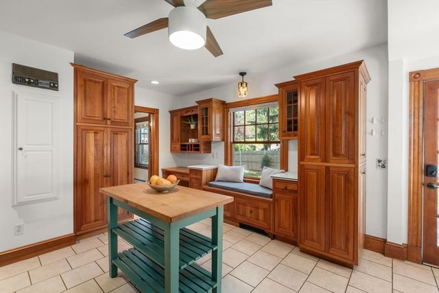 3 Chase Ave, Lexington, MA 02421