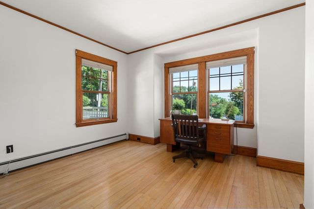 3 Chase Ave, Lexington, MA 02421
