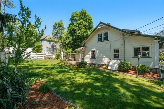 3 Chase Ave, Lexington, MA 02421