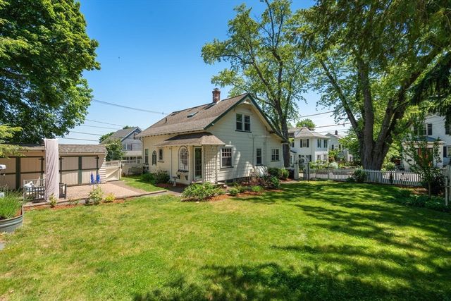 3 Chase Ave, Lexington, MA 02421
