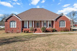 411 Meadowlark Place, Gadsden, AL 35903