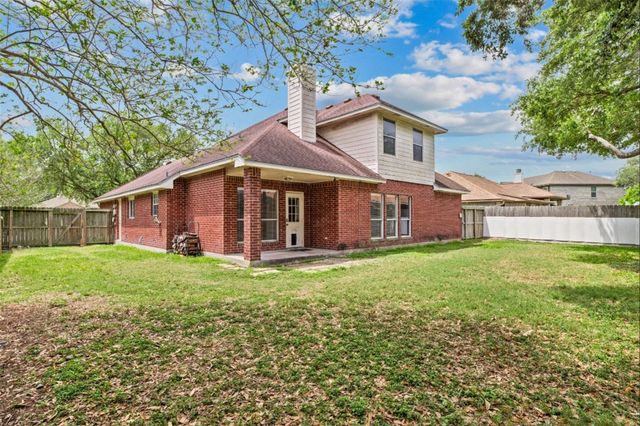 6414 Avignon St, Corpus Christi, TX 78414