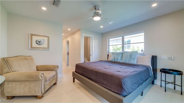 5331 Mayfair CT, Cape Coral, FL 33904