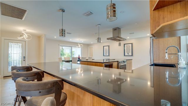 5331 Mayfair CT, Cape Coral, FL 33904