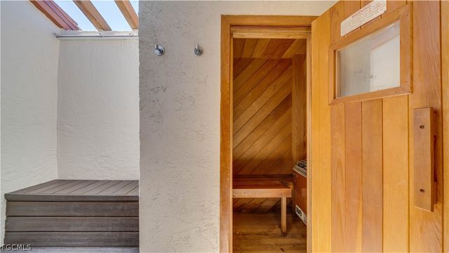 5331 Mayfair CT, Cape Coral, FL 33904