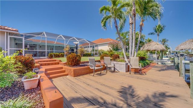 5331 Mayfair CT, Cape Coral, FL 33904