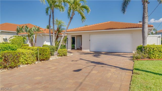 5331 Mayfair CT, Cape Coral, FL 33904