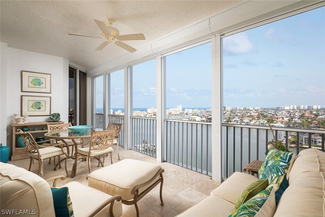 410 Flagship 1104, Naples, FL 34108